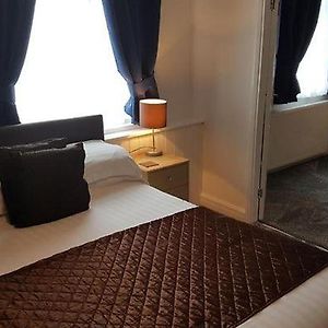 Triple Room Private Bathroom